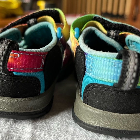 Keen Newport Tie Dye Toddler Shoes - Picture 5 of 12